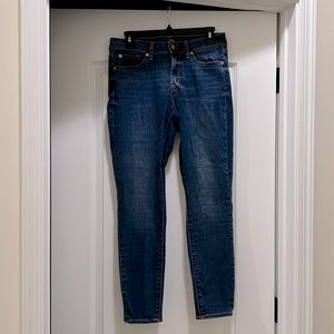 Gap Curvy True Skinny Size 8